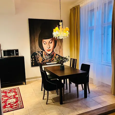 Vinohrady Art & Luxury Apartment * Praha