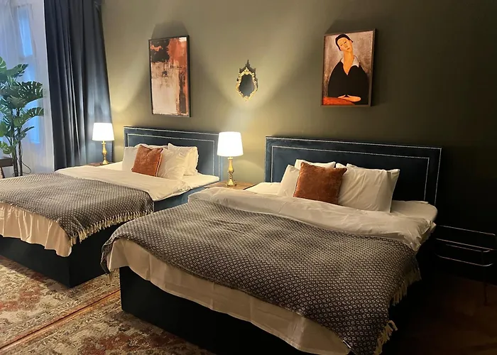 Vinohrady Elegance By House Of Huxe Апартаменты *